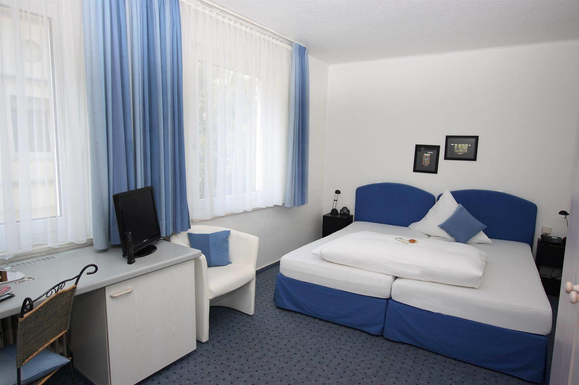 Hotel Garni Haus Hindenburg Königswinter Eksteriør bilde